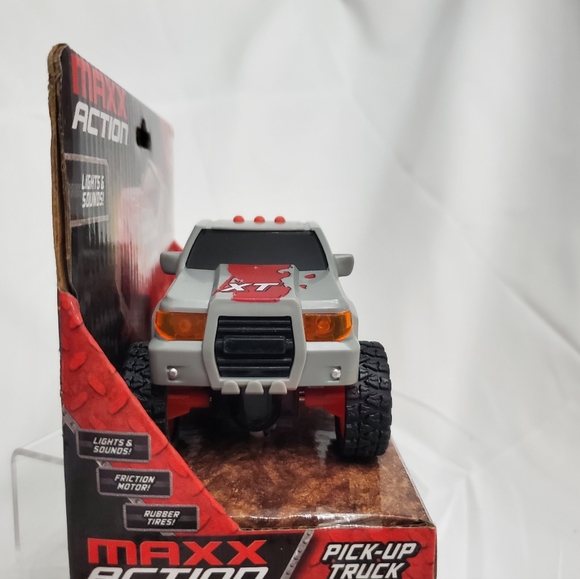 MAXX ACTION PICK UP TRUCK - Picture 4 of 10
